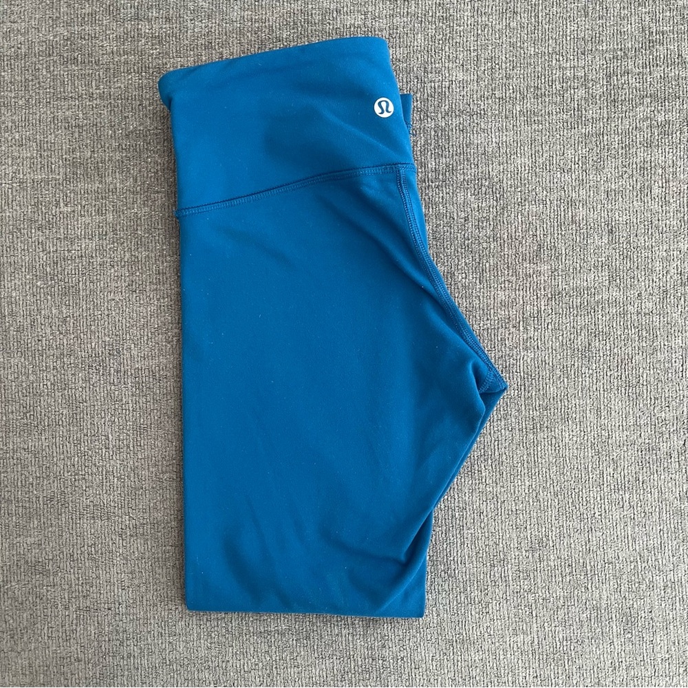 Lululemon Wunder Train 21” Cropped Leggings